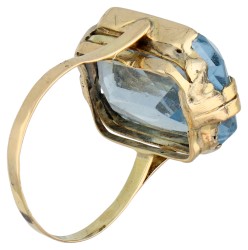 No reserve - 14K Geelgouden ring met synthetische spinel.