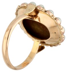 No reserve - 14K Geelgouden vintage ring bezet met schelpcamee en gecultiveerde parels.