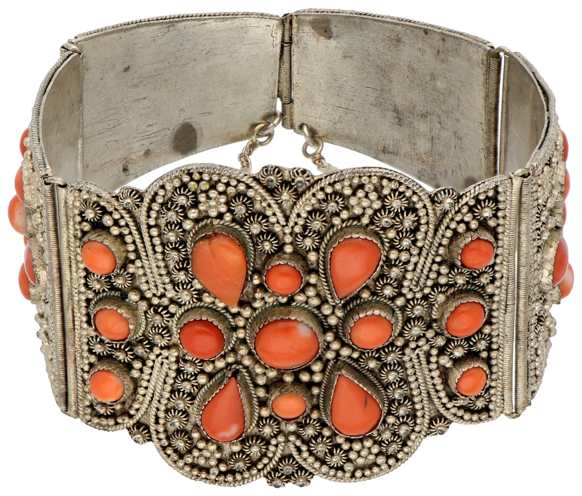 No reserve - Chinese armband met bloedkoraal.