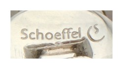 Schoeffel Tahiti parel 18K witgouden oorstekers.