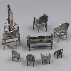 No reserve - 8-delig lot miniaturen zilver.