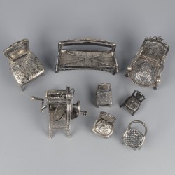 No reserve - 8-delig lot miniaturen zilver.