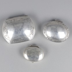 No reserve - 3-delig lot pillendoosjes zilver.