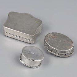 No reserve - 3-delig lot pillendoosjes zilver.