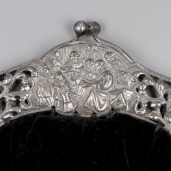 No reserve - Beugeltas & naaldenkoker zilver.