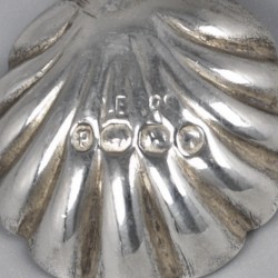 No reserve - 4-delige set zoutkelders & zoutlepels zilver.