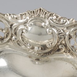 No reserve - 4-delige set bonbonmandjes zilver.