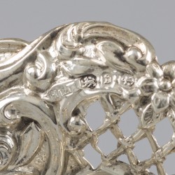 No reserve - 4-delige set bonbonmandjes zilver.
