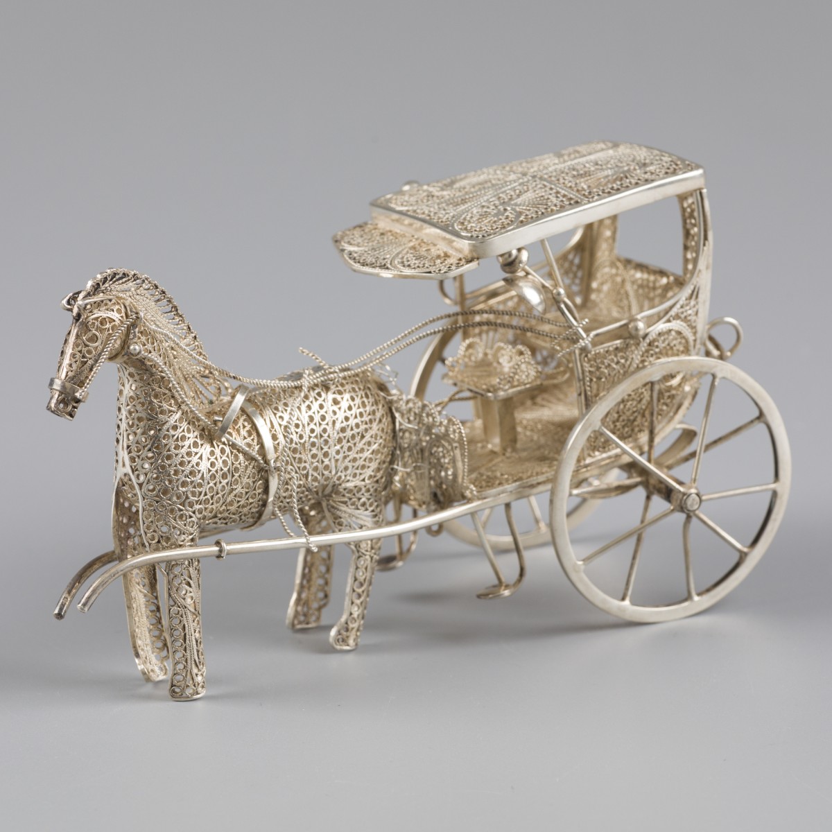 No reserve - Miniatuur paard met koets zilver.