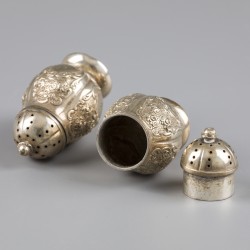 No reserve - Peper & Zout strooiers zilver.