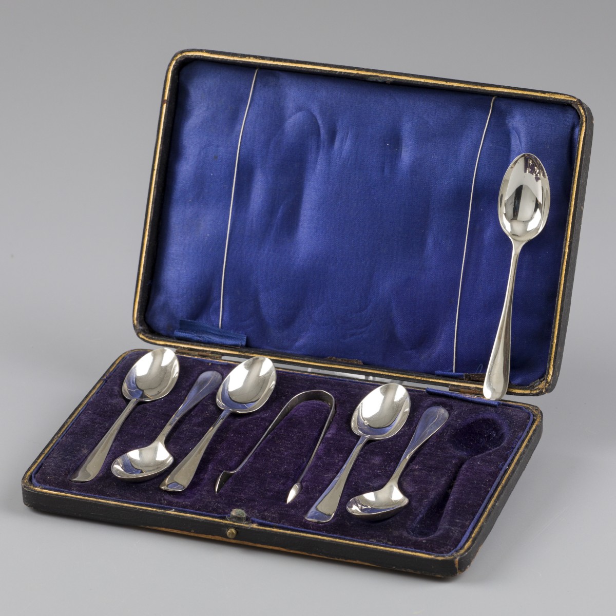 No reserve - 6-delige set theelepels & suikertang zilver.