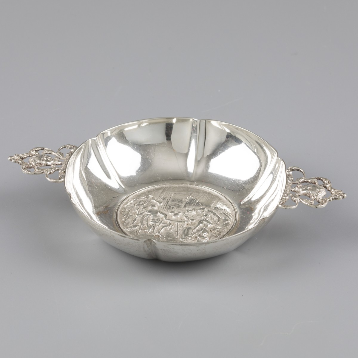 No reserve - Brandewijnkom zilver.