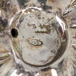 No reserve - 3-delige set diverse miniatuur vruchten en noot, zilver.