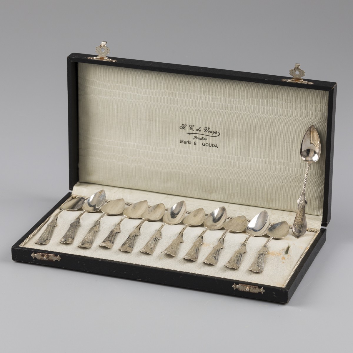 No reserve - 12-delige set koffielepels zilver.