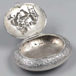 No reserve - Pillendoosje zilver.