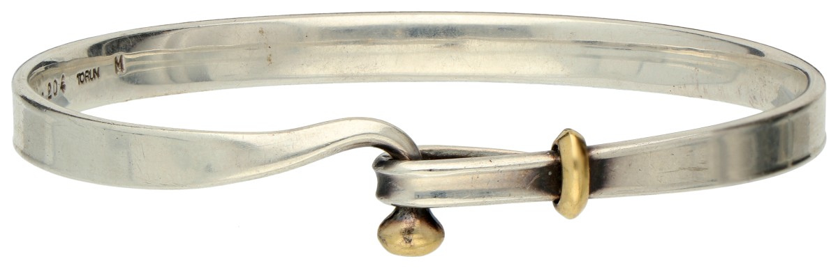 Georg Jensen sterling zilveren '204' bangle armband door ontwerpster Vivianna Torun Bülow-Hübe.