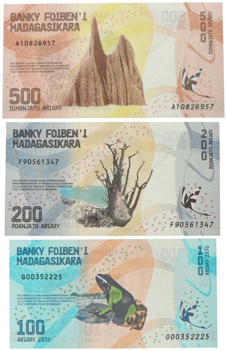 No reserve - Madagascar. lot 3 banknotes. Type ND. - UNC.