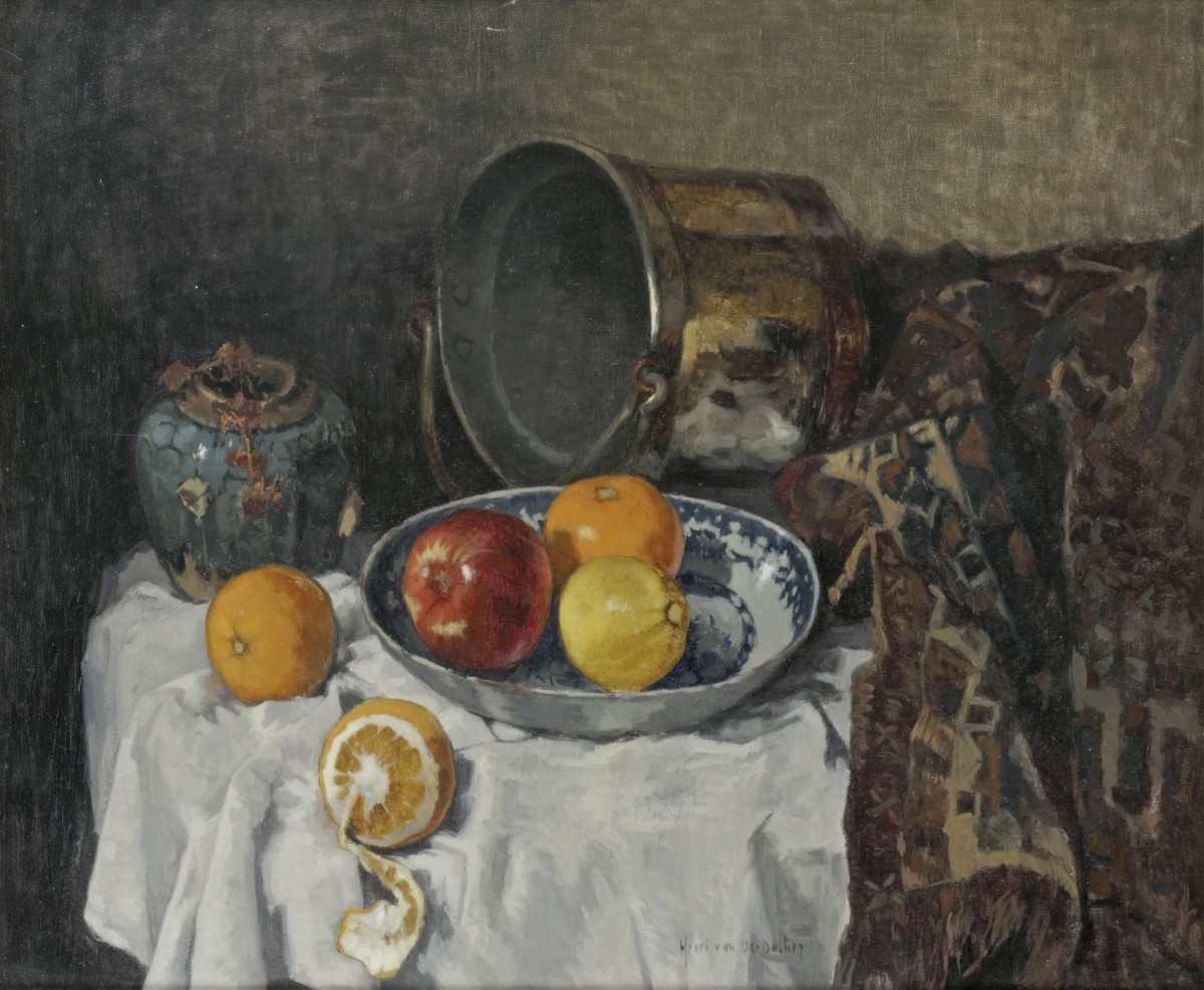 Henri van Os Delhez (Nieuwer-Amstel (Amstelveen) 1880 - 1976 Blaricum), Stilleven met fruit, een Chinese schotel , een gemberpot en een aker.