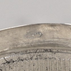 Pepermuntdoosje zilver.