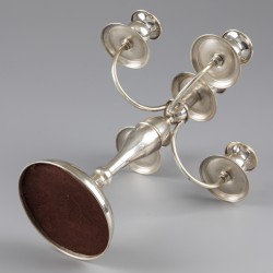 Kandelaar zilver.