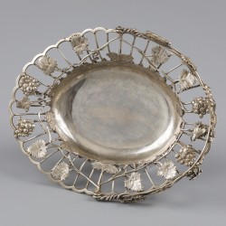 Bonbonmand met hengsel, William Williams I, Londen 1742-1746, zilver.