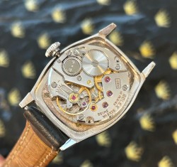 Rolex Cellini 18K. 3803  - Dameshorloge - ca. 1972.