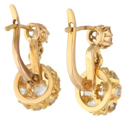 14K Geelgouden dormeuse oorbellen bezet met roos geslepen diamanten.