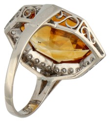No Reserve - 14K Geelgouden Art Deco hexagonale entourage ring bezet met een fancy geslepen citrien en roos geslepen diamanten.