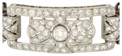 Platina Art Deco armband bezet met ca. 4.02 ct. diamant.