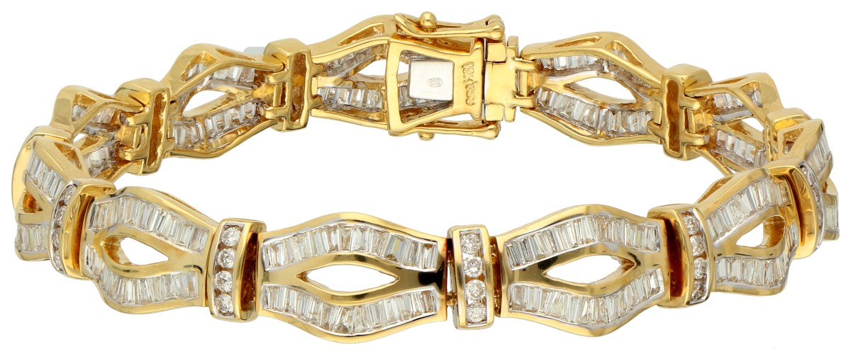 18K Geelgouden armband bezet met ca. 5.25 ct. diamant.