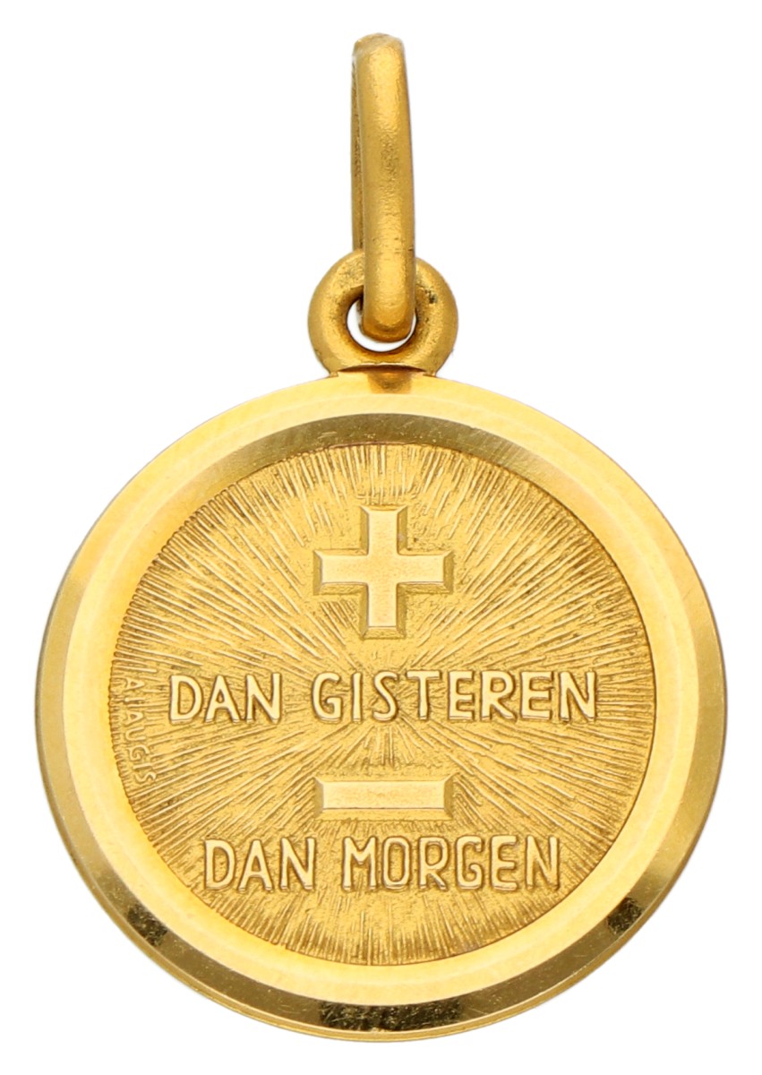 No Reserve - 18K Geelgouden 'meer dan gisteren, minder dan morgen' hanger van A. Augis.