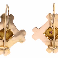 14 kt. Geelgouden antieke oorhangers bezet met strass-stenen.