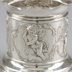 2-delige set flessenbakken zilver.