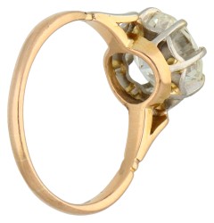 14K Bicolor gouden/platina solitair ring  bezet met ca. 2.39 ct. diamant.