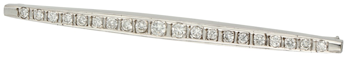 14K Witgouden staafbroche bezet met ca. 1.05 ct. diamant.