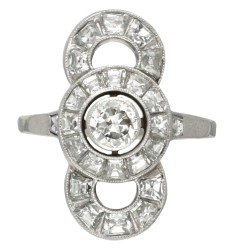 Platina Art Deco ring bezet met ca. 1.66 ct. diamant.