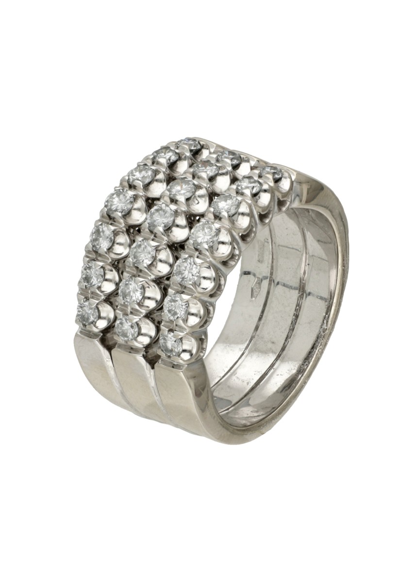 Damiani 18K witgouden ring bezet met ca. 0.45 ct. diamant.