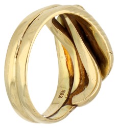 14K Geelgouden slangenring met diamant en robijn.