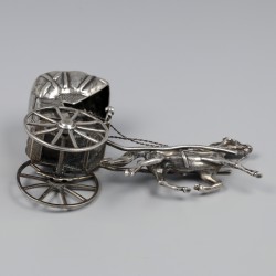 Miniatuur paard-en-wagen zilver.