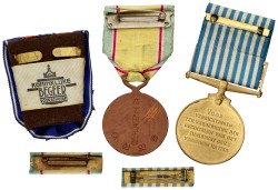 Nederland. 1950. Kruis voor Recht en Vrijheid met 'Korea 1950' speld, Korea medaille van de VN en de Koreaanse oorlog medaille - Incl. 2 battons (VN & Korea).