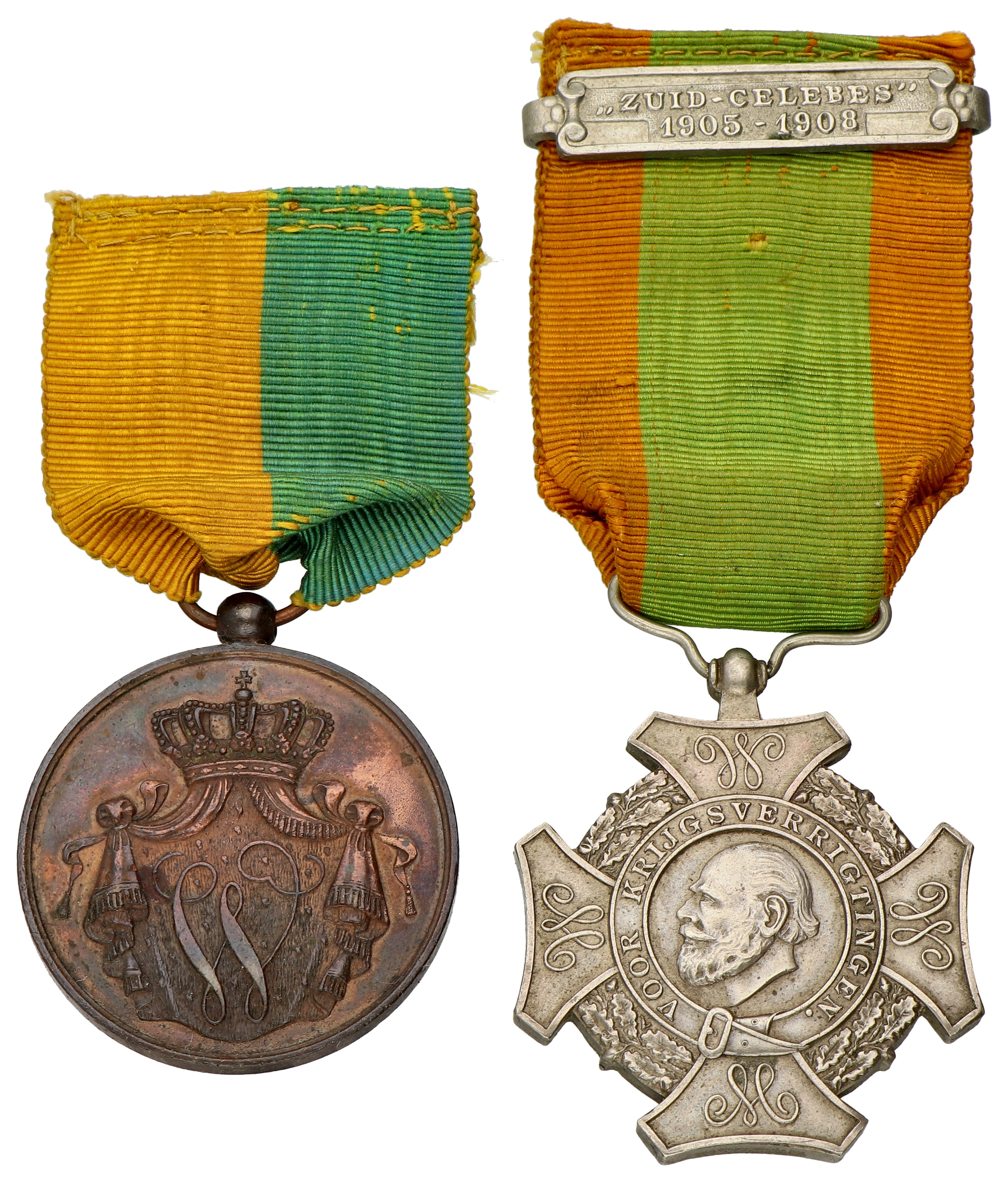 Nederland. 19e & 20e eeuw. Lot (2) Medaille voor Trouwen dienst, Koninklijke marine en voor Krijgsverrichtingen - Met 'Zuid Celebes 1905 - 1908' clip.