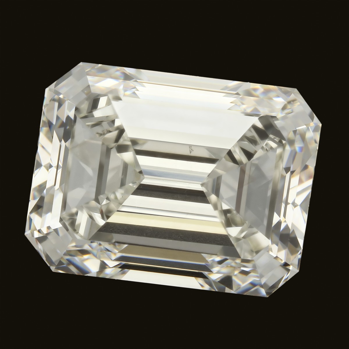 1.19ct. HRD-gecertificeerde natuurlijke diamant.