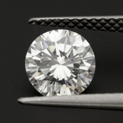 1.04ct. HRD-gecertificeerde natuurlijke diamant.