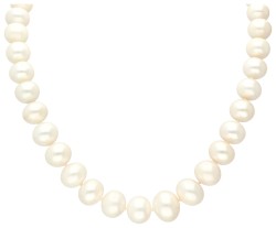 Cultivé parel collier met 14K geelgouden bolslot.