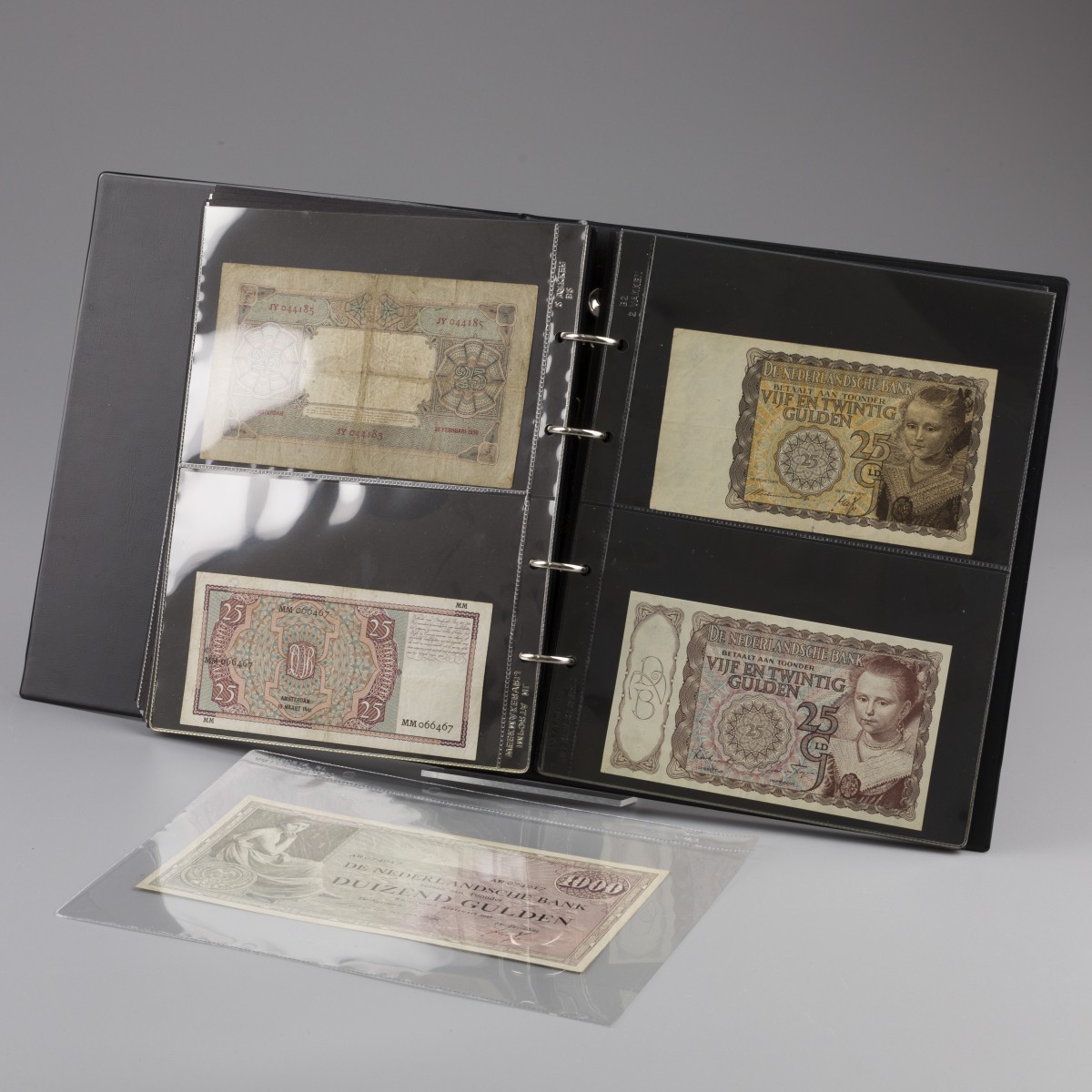 Nederland. 49 Biljetten. Album. Type 1938/2002. - Zeer Fraai.