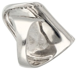 No Reserve - 18K Witgouden design ring bezet met ca. 0.28 ct. diamant.