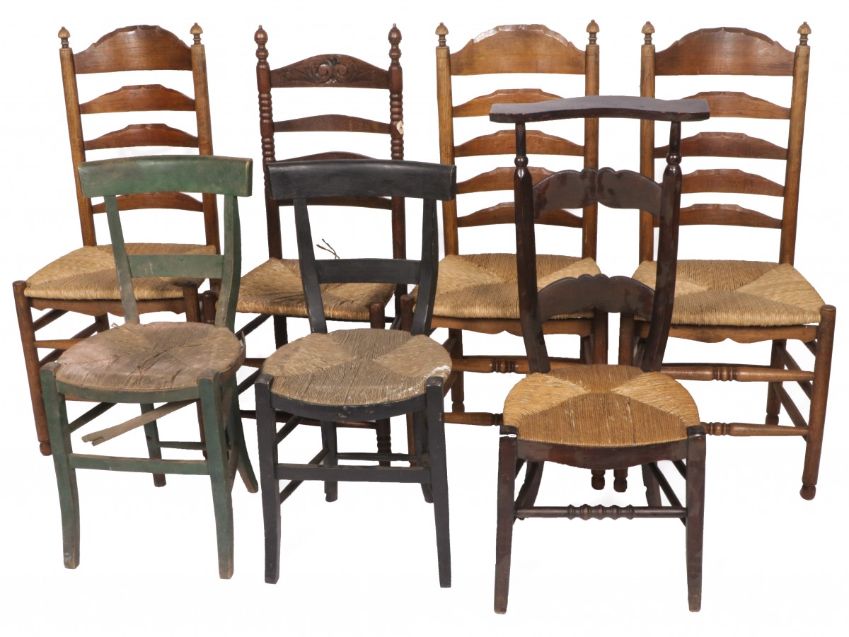 Een (7)-delig lot diverse stoelen, Holland, 1e helft 20e eeuw en later.