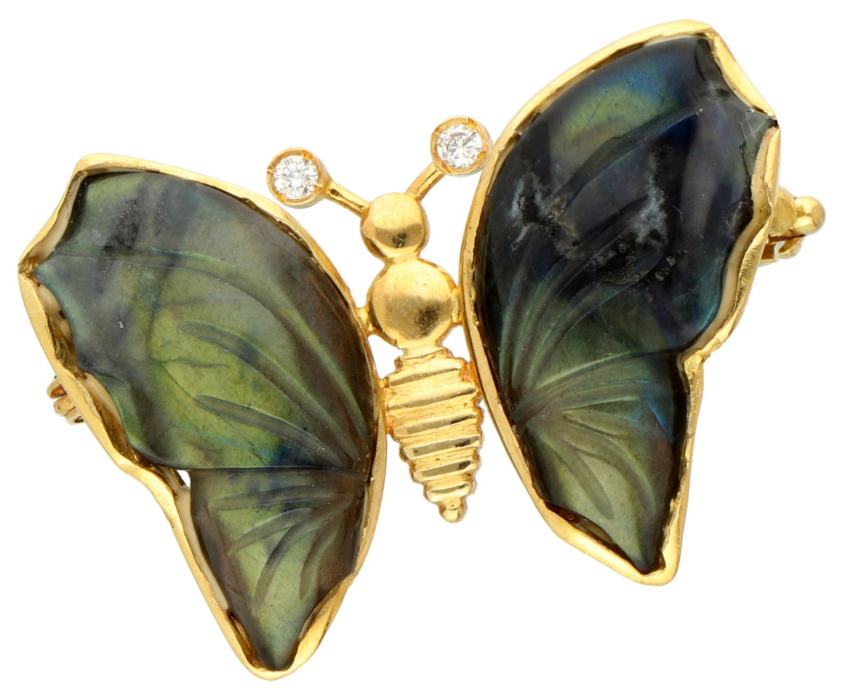 No Reserve - 18K Geelgouden vlinder broche bezet met labradoriet als iridiserende vleugels.
