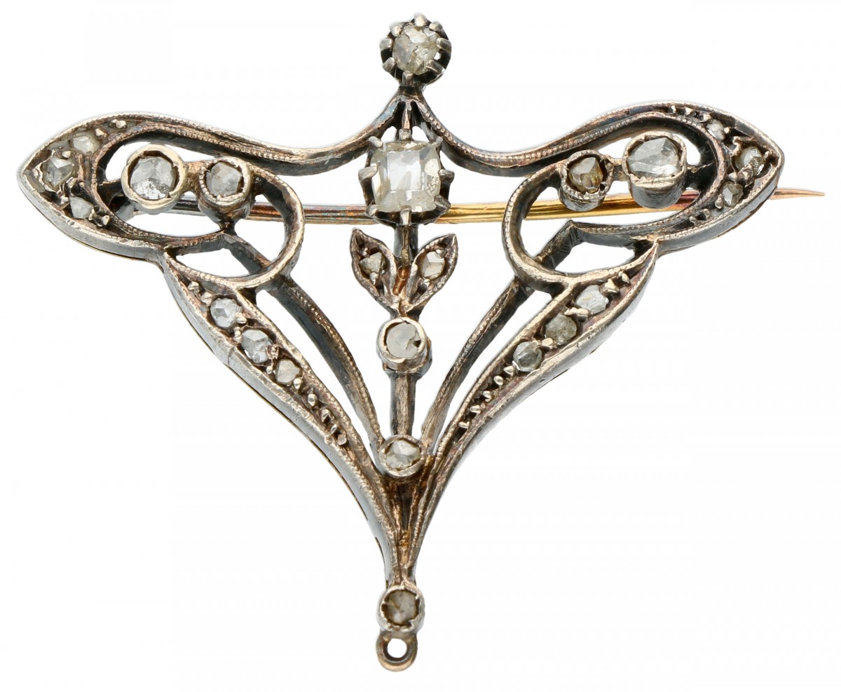 Gouden / zilveren Art Nouveau-broche bezet met 23 diamanten - 14 kt. en 925/1000.