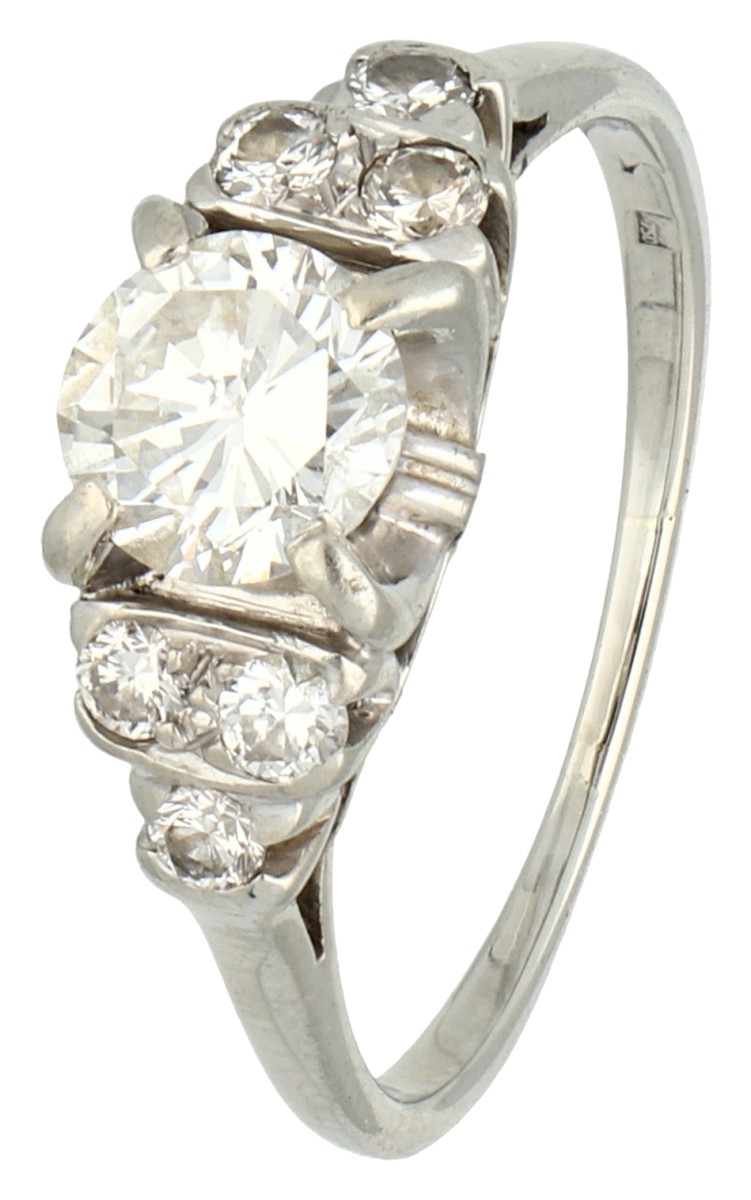 No Reserve - 18K Witgouden Art Deco ring bezet met ca. 1.02 ct. diamant.